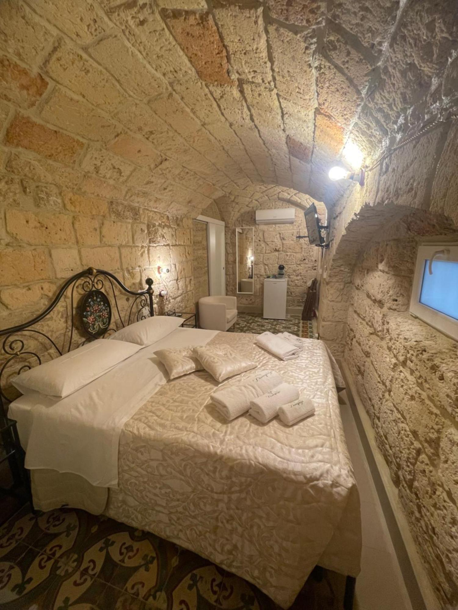 גלאטינה B&B Damapaga Palazzo Grappa מראה חיצוני תמונה
